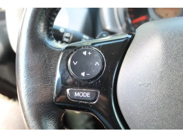 Peugeot 108 1.0 e-VTi Active//GEARBOX BROKEN!! 2018 Benzine 9