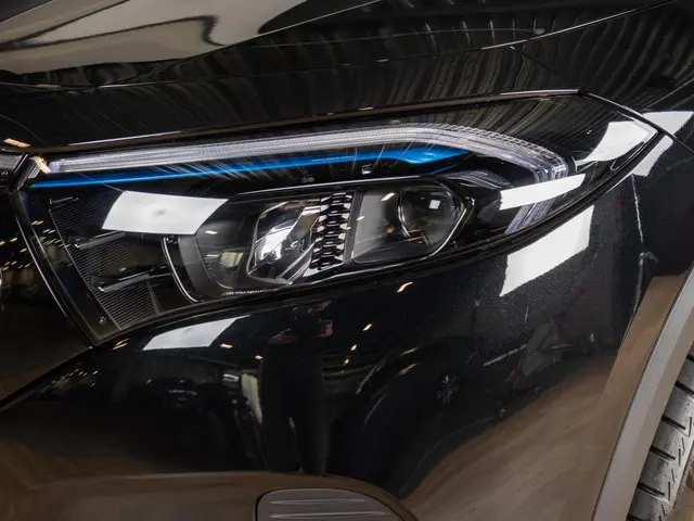 Mercedes-Benz EQA 250 Luxury Line 2024 Elektrisch 6