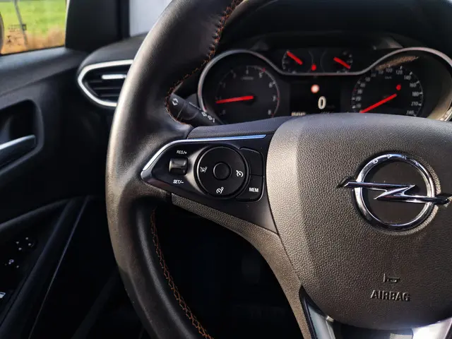 Opel Crossland X 1.2 Turbo Innovation 2021 Benzine 25