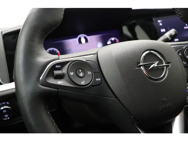 Opel Grandland 1.2 Turbo 130pk GS 2024 Benzine 30