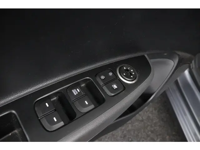 Hyundai i10 1.0i Comfort 2017 Benzine 31