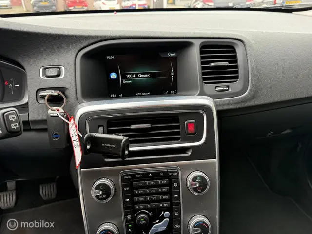 Volvo V60 1.6 T3 Momentum 2015 Benzine 14
