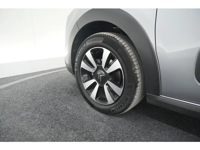 Citroën C3 PureTech 110 EAT6 Shine 2023 Benzine 17