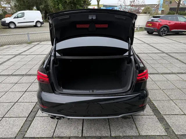 Audi A3 Limousine Aut. 35 TFSI CoD S-Line 2020 Benzine 15