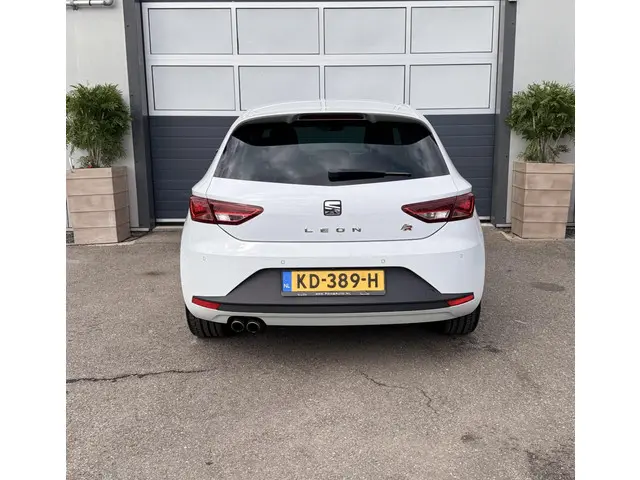 SEAT Leon 1.4 EcoTSI FR Connect 2016 Benzine 5