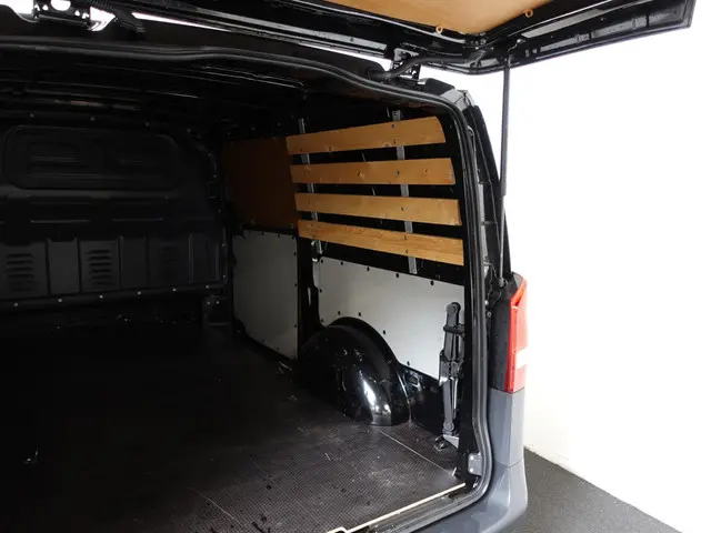 Mercedes-Benz Vito Lang 2021 Diesel 33