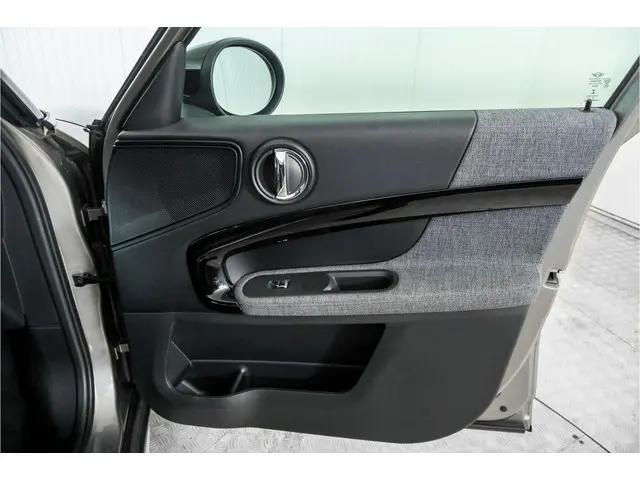 MINI Countryman 1.5 Automaat One Salt 2020 Benzine 34