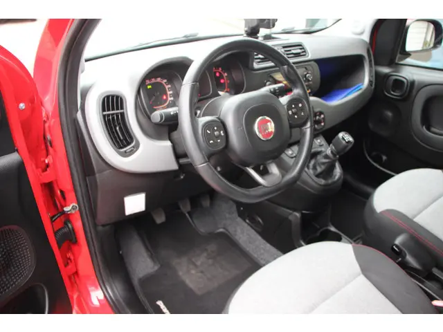 Fiat Panda 0.9 TwinAir Lounge 2017 Benzine 4