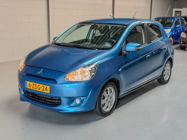 Mitsubishi Space Star 1.2 Intense 2015 Benzine 3