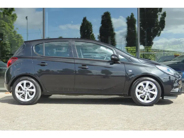 Opel Corsa 1.0 TURBO EDITION 5-DRS. 2015 Benzine 10