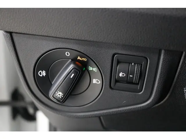 Volkswagen Polo 1.0 TSI Life 2023 Benzine 16