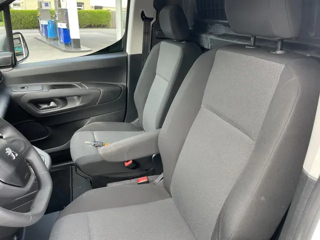 Peugeot Partner 1.5 BlueHDI Premium 2021 Diesel 12