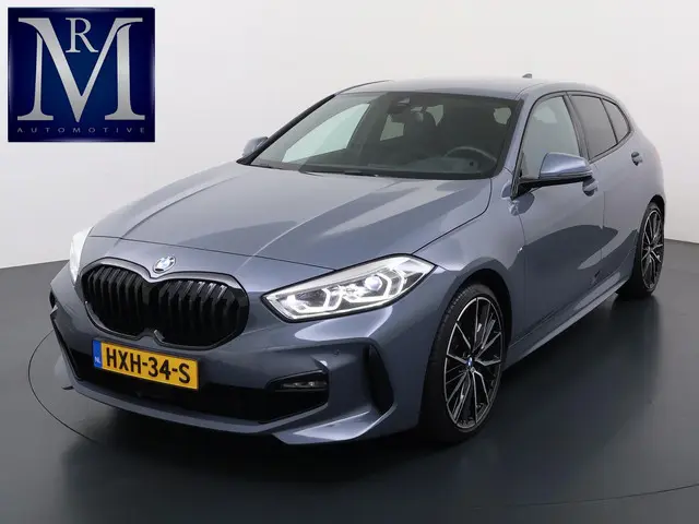 BMW 1 Serie 118i Executive Edition M Sport 2023 Benzine