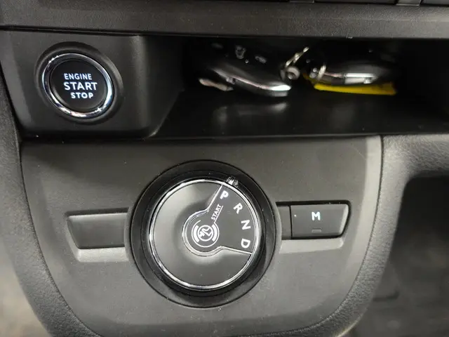 Opel Vivaro 2.0 BlueHDi 145PK Automaat 2024 Diesel 21