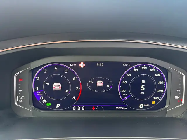 Volkswagen Tiguan 1.5 TSI R-Line Business+ 2022 Benzine 17