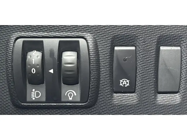 Renault Captur 0.9 TCe Helly Hansen 2014 Benzine 20