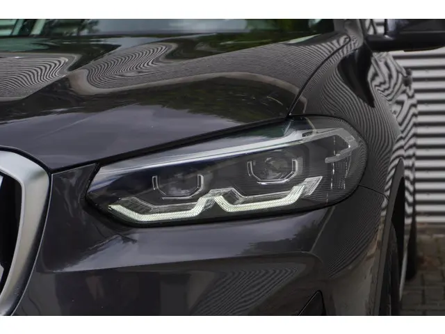 BMW X3 xDrive30e 2022 Hybride Benzine 21