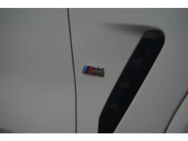 BMW X3 xDrive30e 2022 Hybride Benzine 8