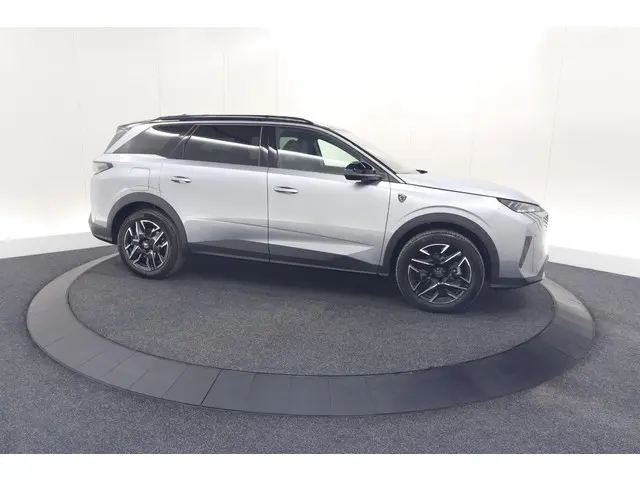 Peugeot 5008 HYbrid 145 e-DCS6 GT 2025 Hybride Benzine 7