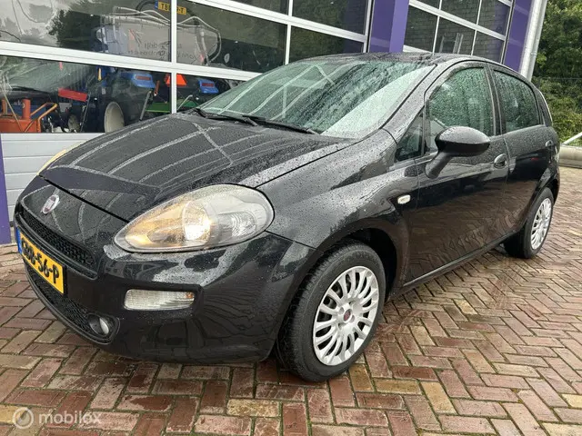 Fiat Punto Evo 1.2 Pop * 5 DRS * AIRCO * 2012 Benzine 3