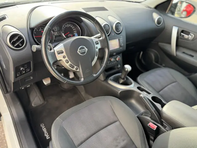 Nissan QASHQAI 1.6 Connect Edition 2013 Benzine 14
