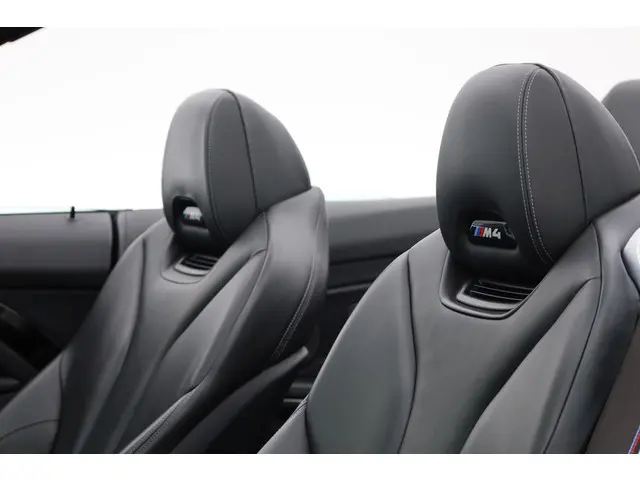 BMW M4 4-serie Cabrio Competition 2020 Benzine 4