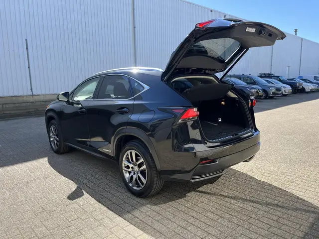 Lexus NX 300h AWD Luxury Line 2015 Hybride Benzine 71