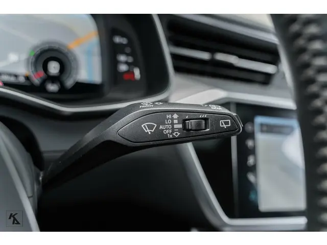 Audi A6 Avant 45 TFSI | 2019 Quattro | S-line 2019 Benzine 34