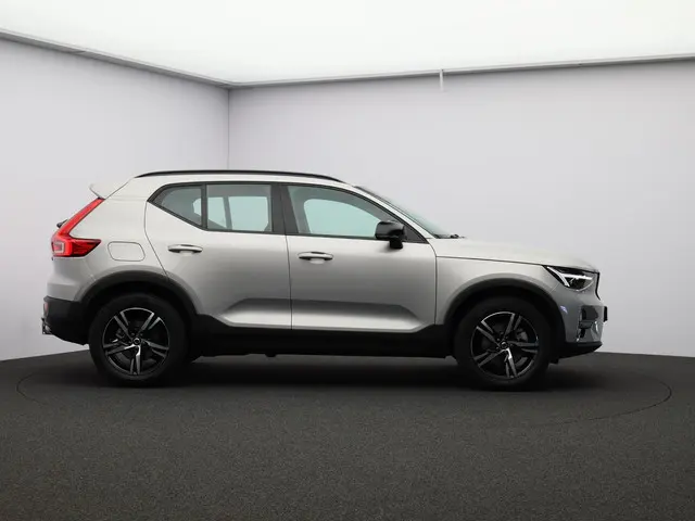 Volvo XC40 2.0 B4 Plus Dark 2025 Benzine 6