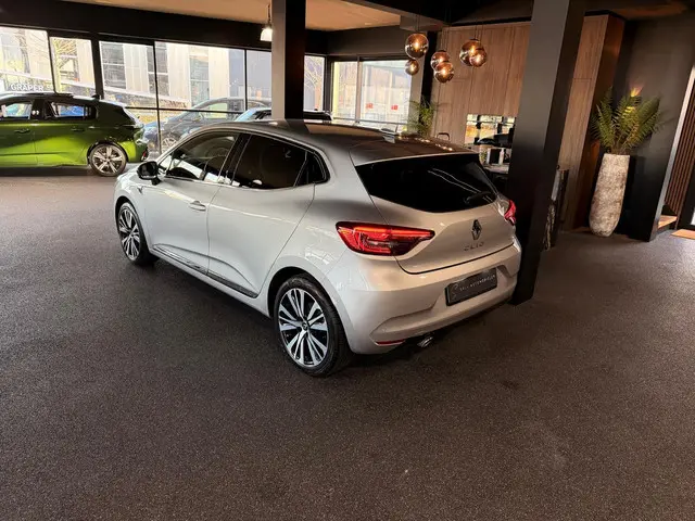 Renault Clio 1.3 TCe Initiale Paris 2020 Benzine 26