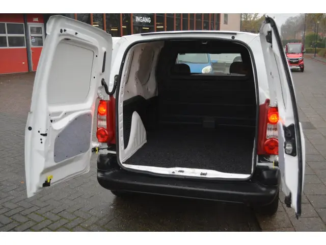 Citroën Berlingo 1.6 BlueHDI 75 Comfort 2017 Diesel 7