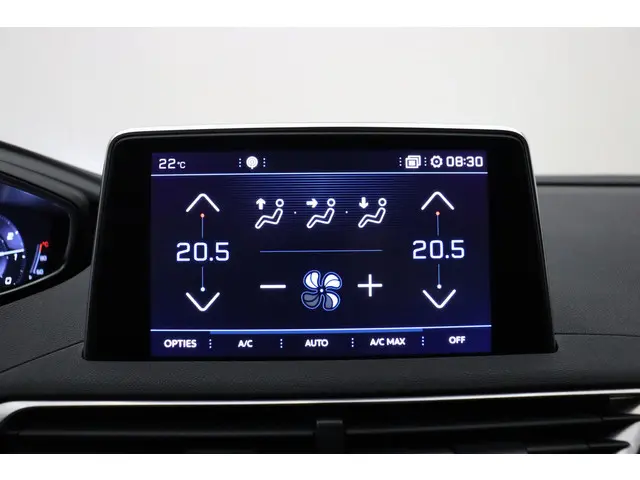 Peugeot 3008 1.2 PureTech Allure 2019 Benzine 22