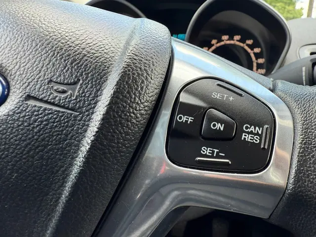 Ford Fiesta 1.25/Airco/Elek. Ramen/Nap/Apk! 2014 Benzine 18