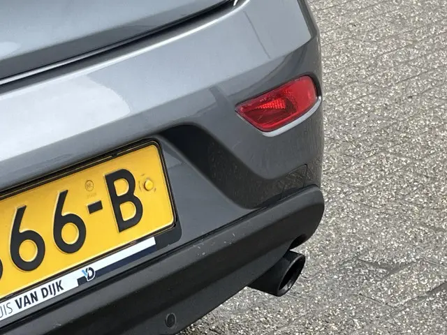 Volvo V40 2.0 T3 Momentum 2016 Benzine 54