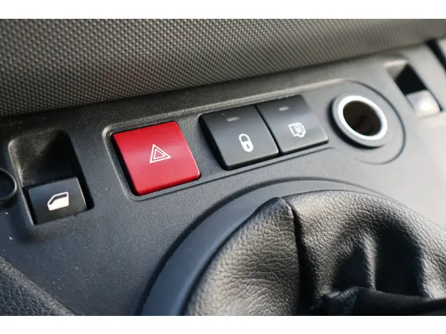 Citroën Berlingo 1.6 BlueHDI 75 Club 2018 Diesel 42