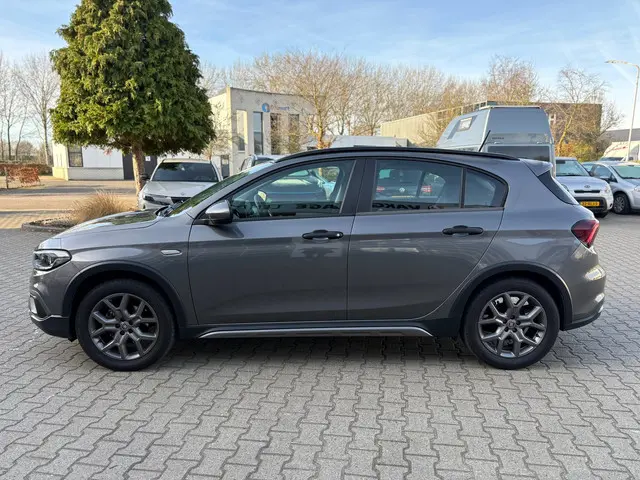 Fiat Tipo Cross 1.0 City Cross 2021 Benzine 34