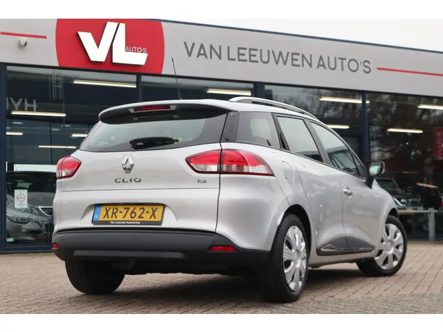Renault Clio Estate 0.9 TCe Limited 2016 Benzine 2