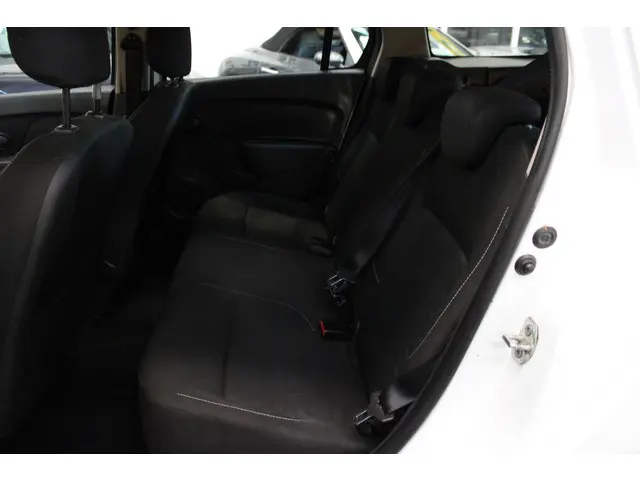 Dacia Logan MCV 0.9 TCe Prestige 2014 Benzine 6