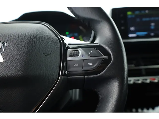 Peugeot e-2008 EV Allure 50 kWh 2021 Elektrisch 13