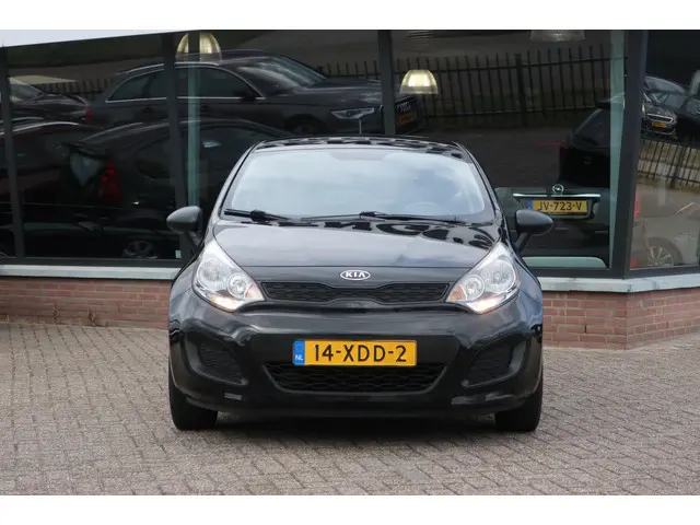 Kia Rio 1.2 CVVT 2012 Benzine 5