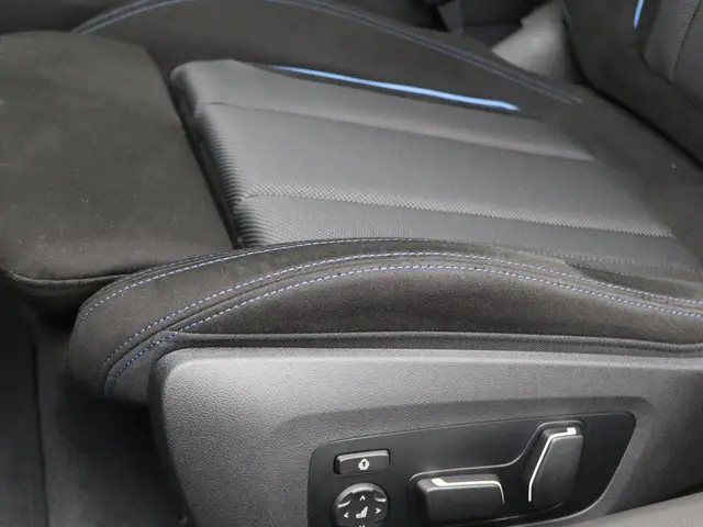 BMW 2 Serie Coupé 220i 2026 Benzine 11