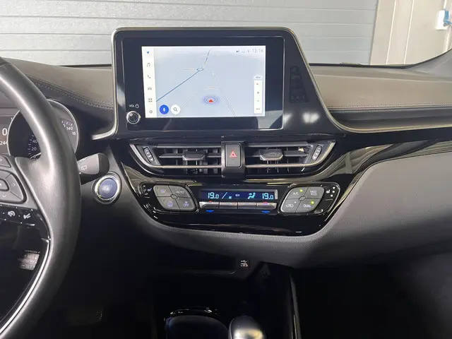 Toyota C-HR 2.0 Hybrid Team D 2022 Hybride Benzine 13