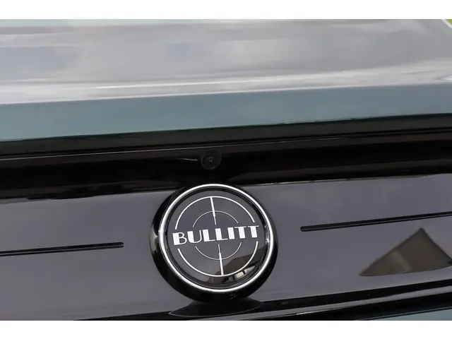 Ford Mustang Fastback Bullitt 2019 Benzine 42