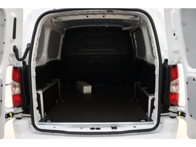 Fiat Doblò 1.5 BlueHDi 100pk S&S L1 2024 Diesel 10