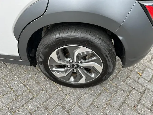 Hyundai Kona 1.6 GDI HEV Fashion 2022 Hybride Benzine 9