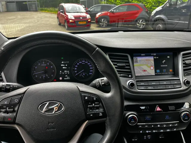 Hyundai Tucson 1.6 GDi Premium 2018 Benzine 12