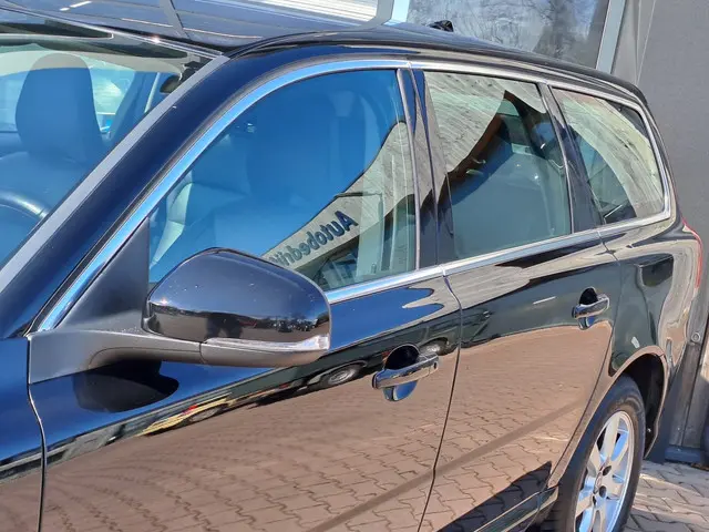 Volvo V70 2.0 T4 Classic Edition 2015 Benzine 32