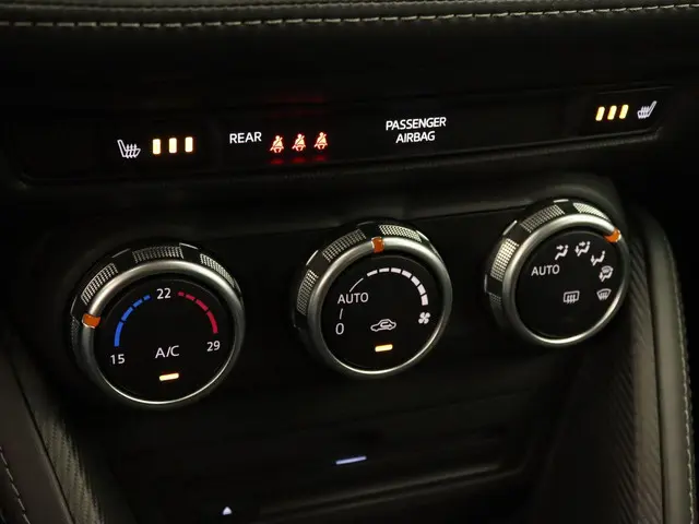 Mazda 2 1.5 Skyactiv-G SkyLease GT 2019 Benzine 26