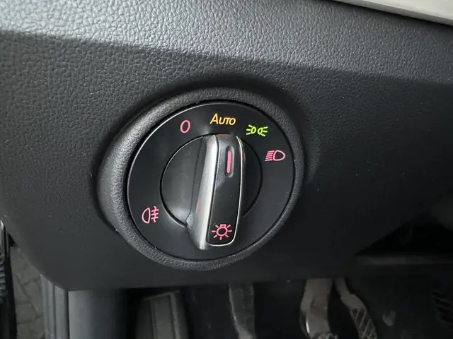 SEAT Mii 1.0 Sport Intense 5drs 2019 Benzine 19