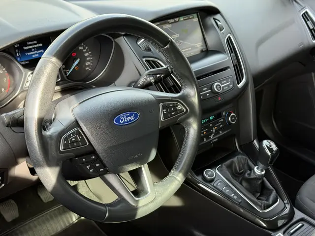 Ford Focus Wagon 1.0 Titanium 2015 Benzine 3